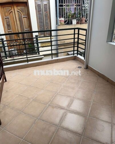 Cho thuê nhà Nguyễn Chí Thanh 50m2, 4 ngủ đầy đủ nội thất chỉ 18 triệu