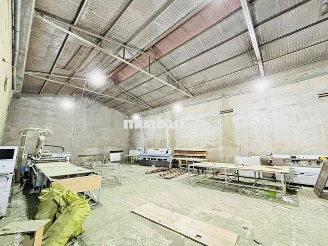 KHO, XƯỞNG - SAU CHỢ PHẠM NGŨ LÃO - CÁCH VÀI ĐAI 10/3 CHỈ 300m