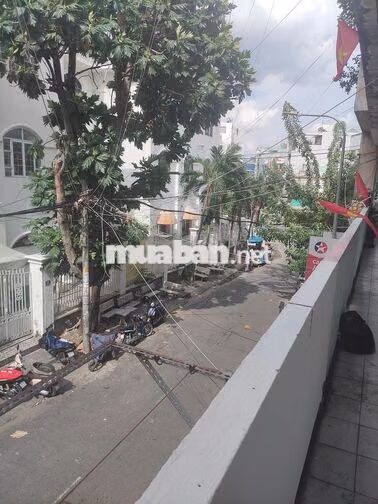 Cho thuê phòng chung cư bình phú đường số 30