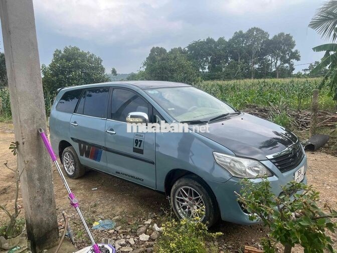 Toyota Innova 2008 Xám 8 chỗ