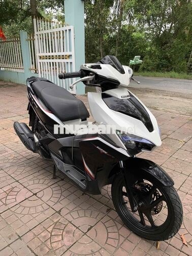 Honda Air Blade 2016 Trắng đen