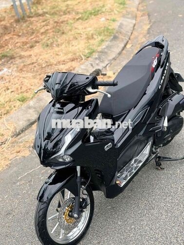 Honda Air Blade 4vall 2024 Đen bóng mâm crom mới
