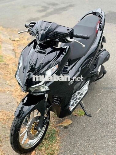 Honda Air Blade 4vall 2024 Đen bóng mâm crom mới