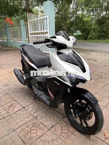 Honda Air Blade 2016 Trắng đen