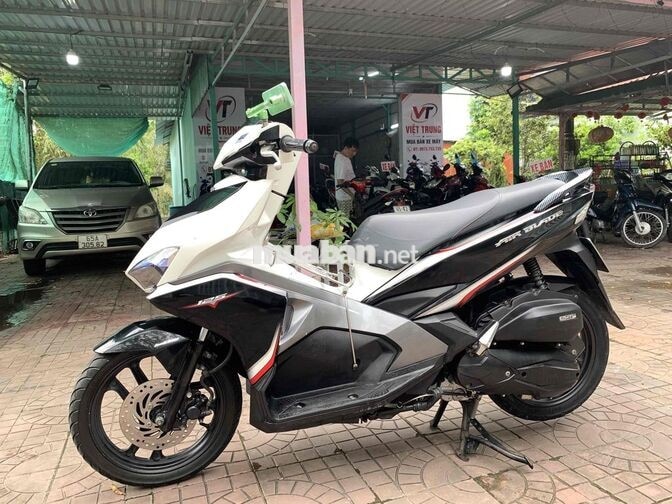 Honda Air Blade 2016 Trắng đen