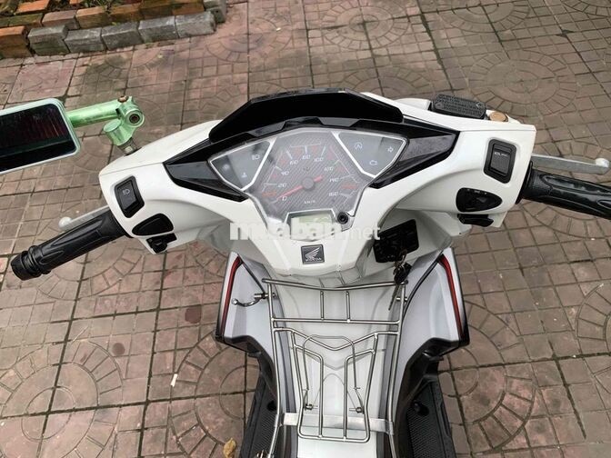 Honda Air Blade 2016 Trắng đen