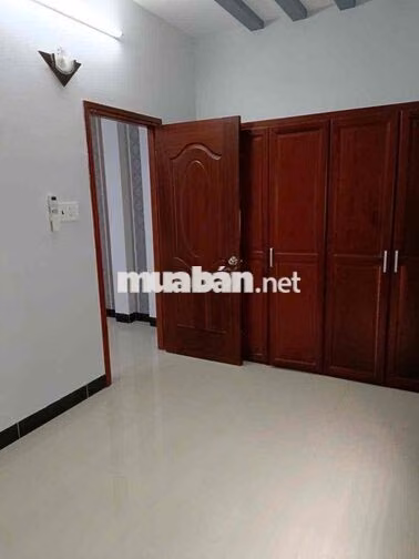 Cho thuê nhà 1 trệt 2 lầu KDC Hưng Phú 1