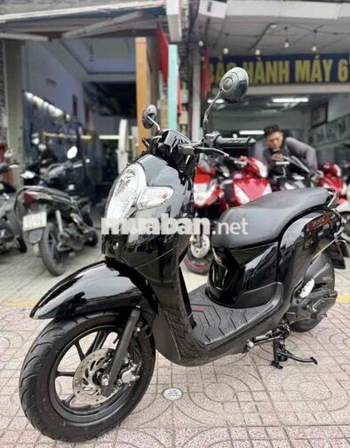 Scoopy 2020, bstp 9chủ, máy siêu êm xe đẹp -GÓP