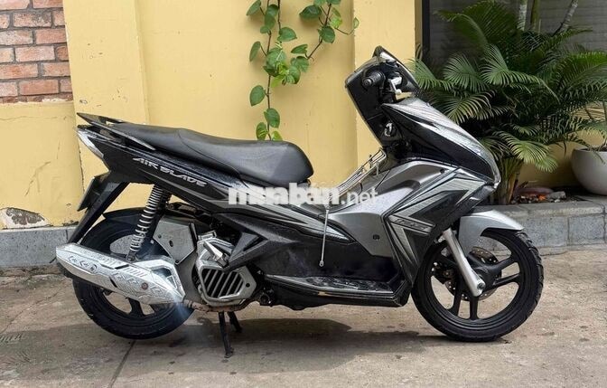 Honda Air Blade 2013 đẹp, máy êm biển SG