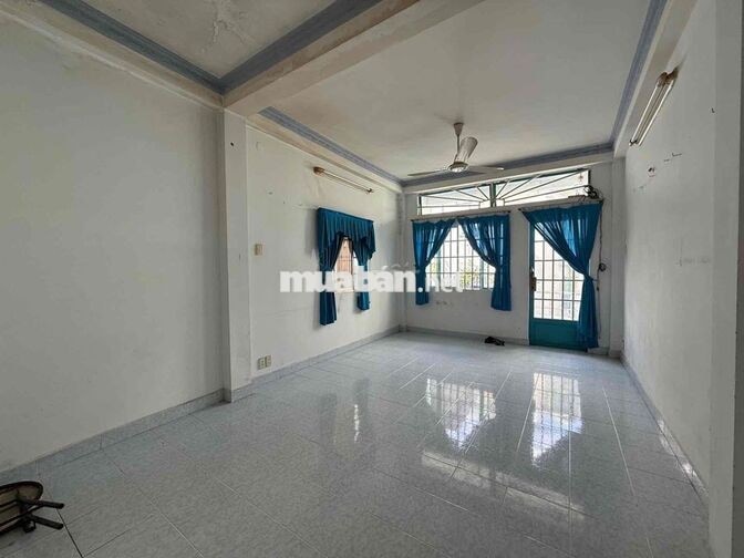 Chỉ 130TR/ M NGAY KHU VIP LÊ VĂN SỸ QUẬN 3GIÁP PHÚ NHUẬN CÓ PHÒNG TRỆT