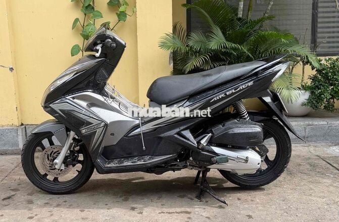 Honda Air Blade 2013 đẹp, máy êm biển SG