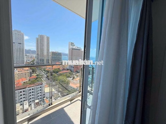 Cho thuê căn goc TUI BLUE (ARIYANA BUILDING) - TTTP Nha Trang