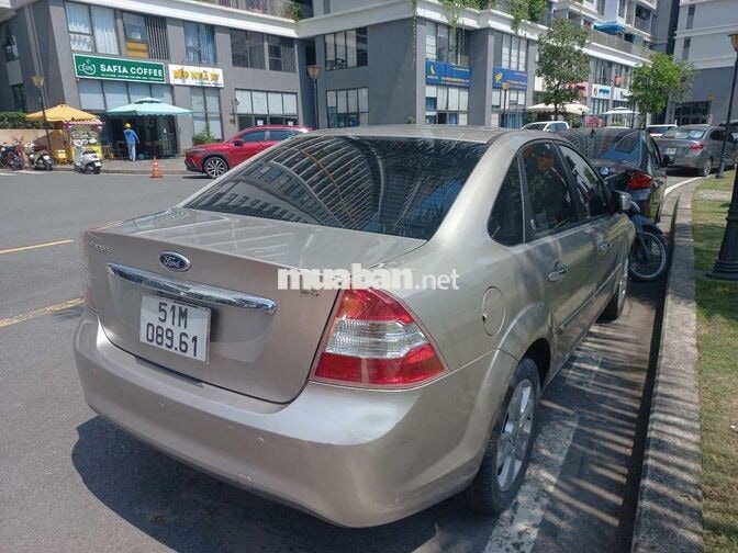 Ford Focus Ghia 2011 Tự động Xăng 84.000 km
