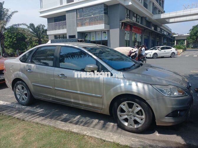 Ford Focus Ghia 2011 Tự động Xăng 84.000 km