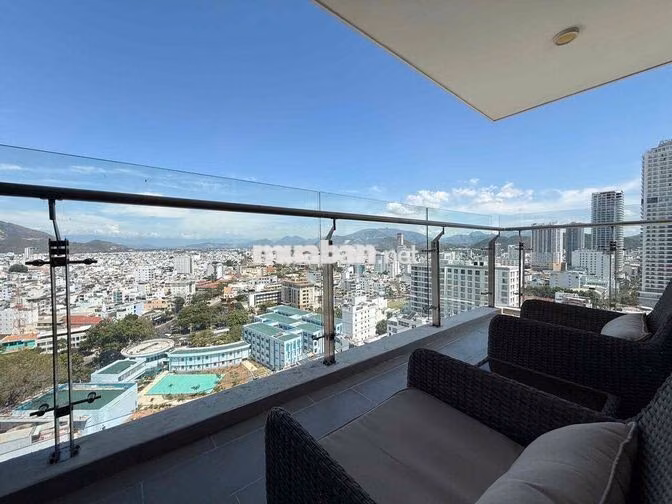 Cho thuê căn goc TUI BLUE (ARIYANA BUILDING) - TTTP Nha Trang