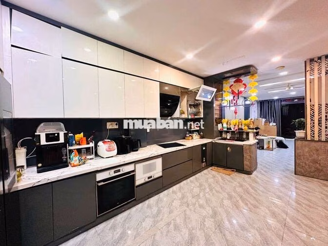 Nhà 2 Tầng 90m2 Hẻm Xe Tải Tô Ngọc Vân Tam Bình 5.65 Tỷ SHR
