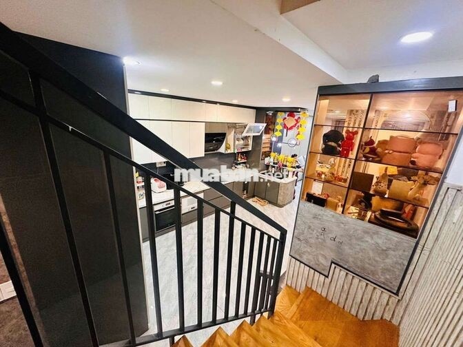 Nhà 2 Tầng 90m2 Hẻm Xe Tải Tô Ngọc Vân Tam Bình 5.65 Tỷ SHR
