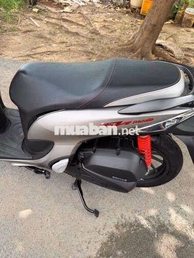 Honda SH Mode đk 2024 odo 3000 km chính chủ ký
