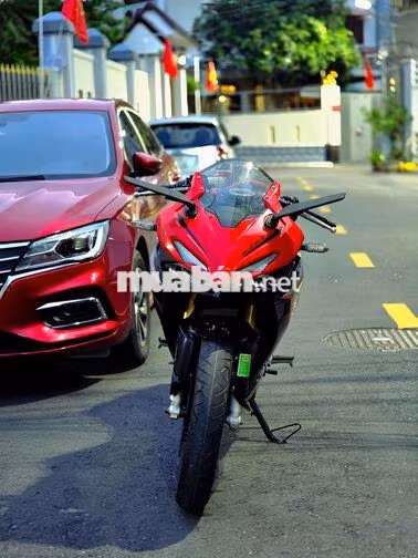 Bán xe Honda CBR 150 2021 Đỏ đen gắn bô Akrapovic