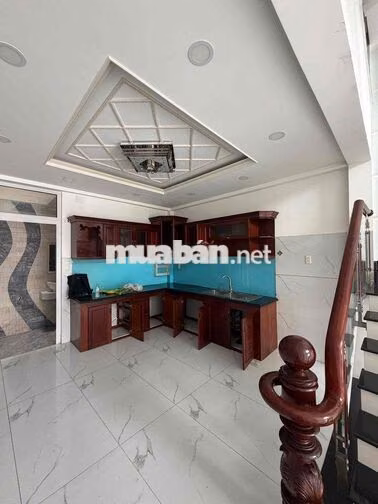 Nhà liền kề khu an ninh 位于安全社区的联排别墅