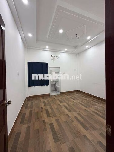 Nhà liền kề khu an ninh 位于安全社区的联排别墅