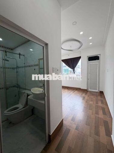 Nhà liền kề khu an ninh 位于安全社区的联排别墅