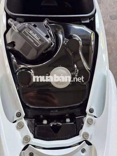 Wave thái 125i/2023 đi 1.639 km 9 chủ ký 