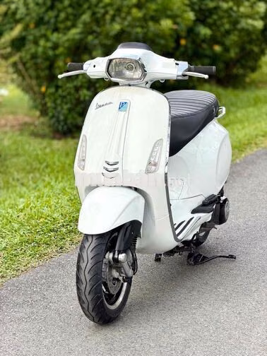 Piaggio Vespa Sprint 125c 2015 Trắng Đen.Siêu Keng