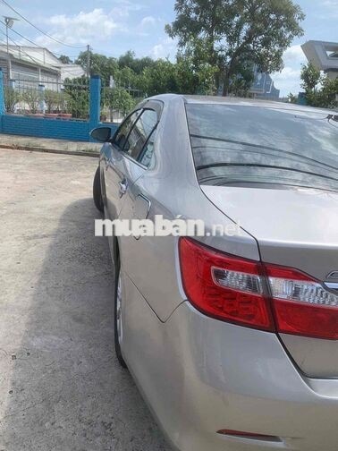 Toyota Camry 2.0E 2014