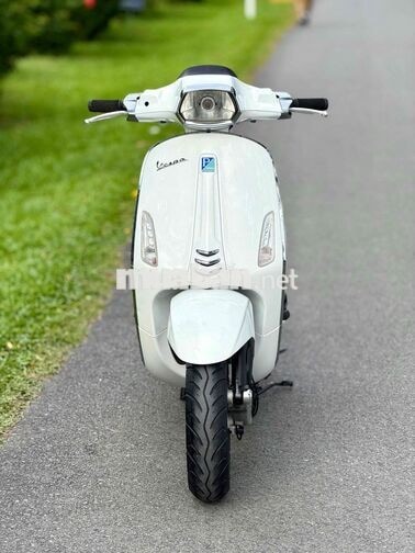 Piaggio Vespa Sprint 125c 2015 Trắng Đen.Siêu Keng
