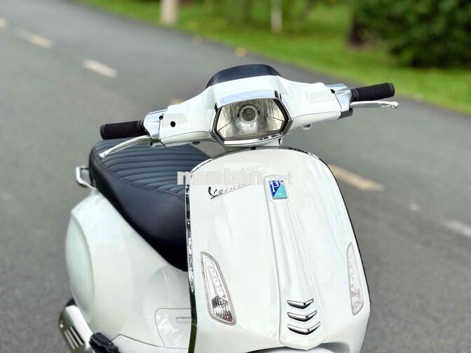 Piaggio Vespa Sprint 125c 2015 Trắng Đen.Siêu Keng