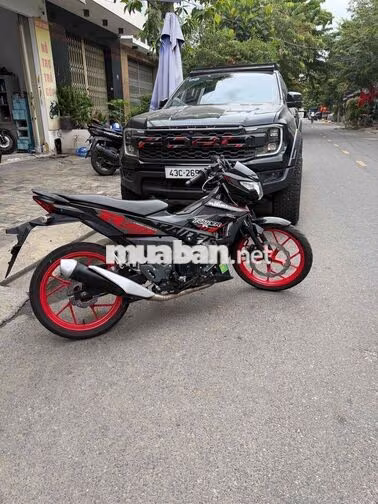 Suzuki Raider Đen Xe côn tay