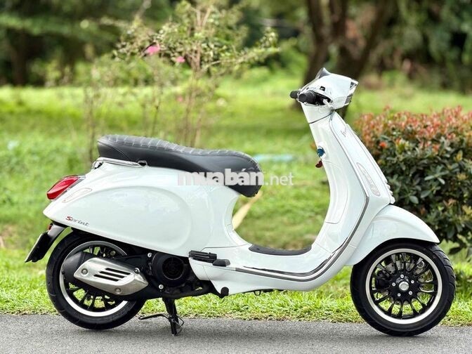 Piaggio Vespa Sprint 125c 2015 Trắng Đen.Siêu Keng