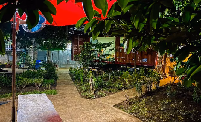Bán lô đất Nguyễn Văn Hưởng, Thảo Điền, 556m2, ngang 18.5m