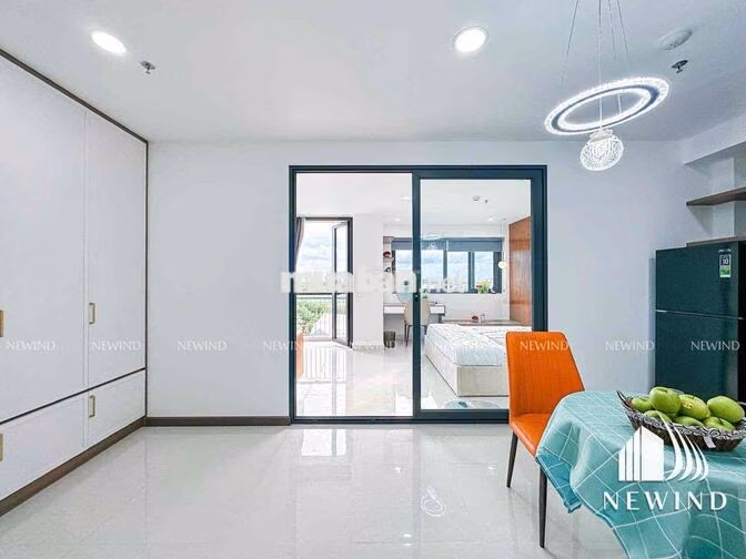 CĂN HỘ 1PN BAN CÔNG CAO CẤP TẠI Đ. NGUYỄN CỬU VÂN - BÌNH THẠNH SÁT Q1