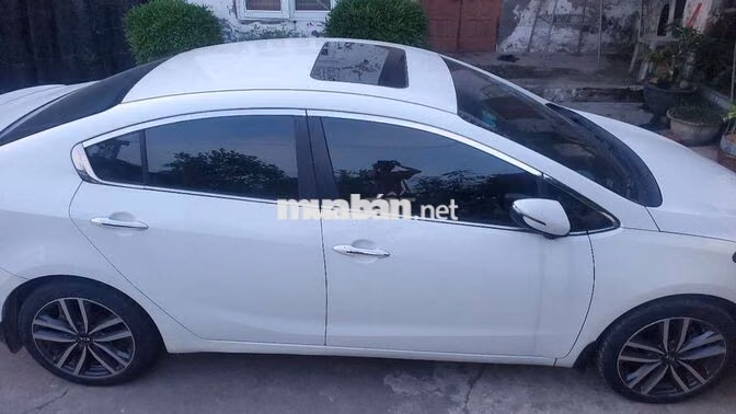 Chính chủ bán xe kia k3 bản full số tự động