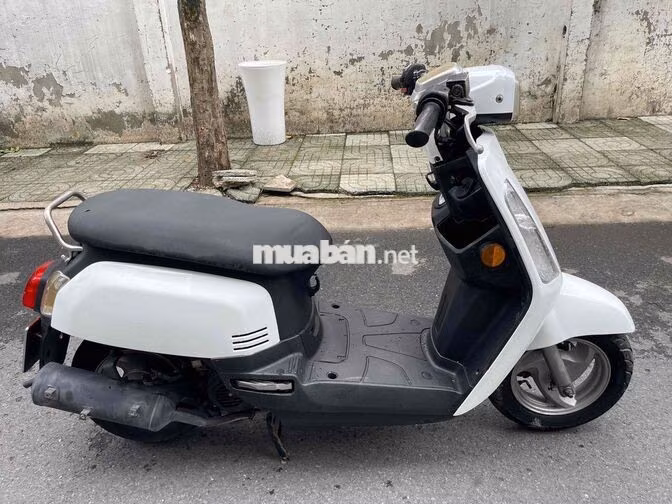 Xe tay ga SYM 50cc Trắng Nhập khẩu