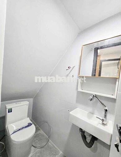 NHÀ ĐẸP 2 TẦNG (QUẬN 6) gần Q4 BÀ HOM TÂN HOÀ ĐÔNG 3.5m x 4.4m 32M2