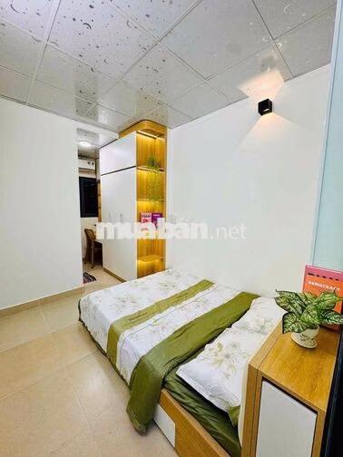 Nhà HXH 2 mặt tiền mới 99%, quận 10 3/2