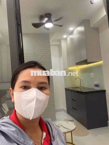 Hẻm xe hơi 3 tầng Khu Phan xích long chỉ nhỉnh 2tỷ