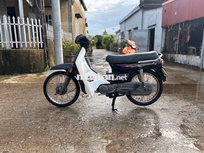 Honda Dream lùn Đen, Trắng Xe số
