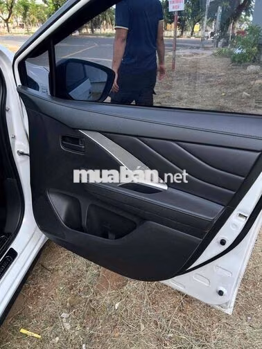 Mitsubishi Xpander 2022 Trắng Indonesia