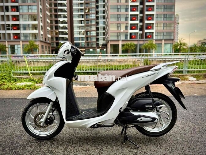 Honda Vision 2024 Cao cấp Trắng 5.000 km