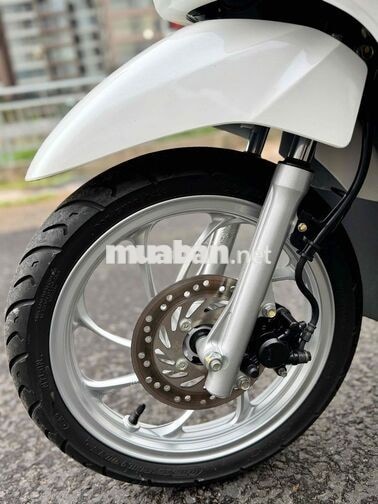 Honda Vision 2024 Cao cấp Trắng 5.000 km