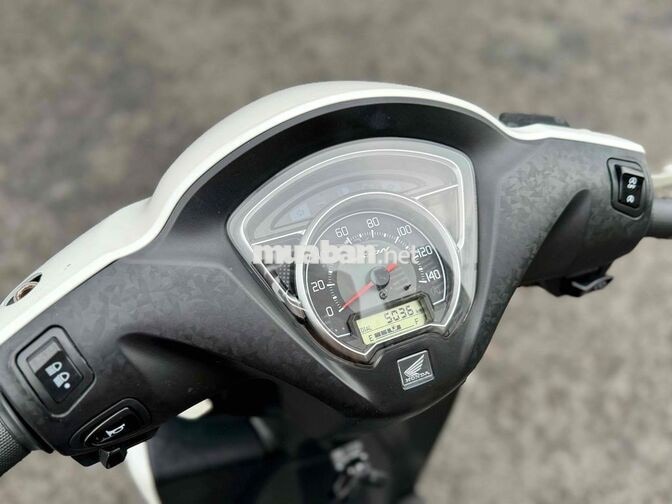 Honda Vision 2024 Cao cấp Trắng 5.000 km