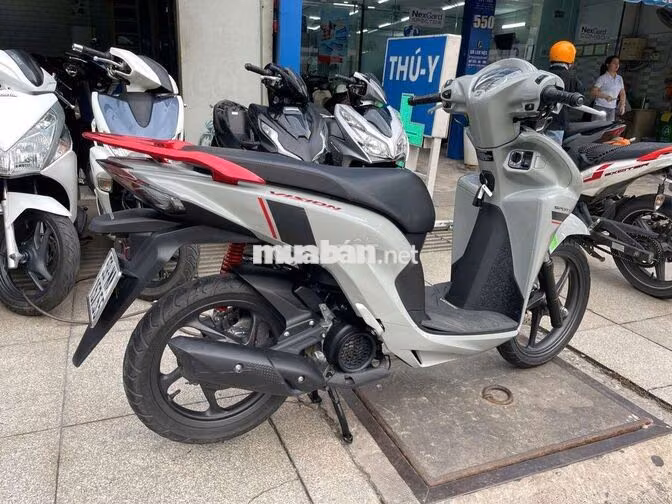 Honda Vision Cao cấp 2025 Xám