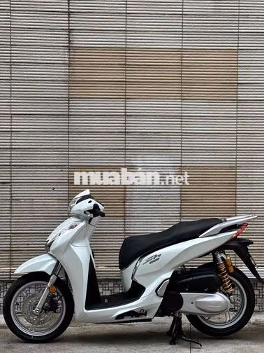 sh300i nhập ý 2017