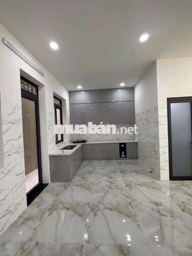 Cho thuê mặt bằng làm Văn phòng Gần Vòng Xoay Hiệp Thành 3