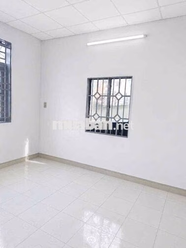 nhà 5m x 13m , đúc 1 tấm , 2pn . nhà mới