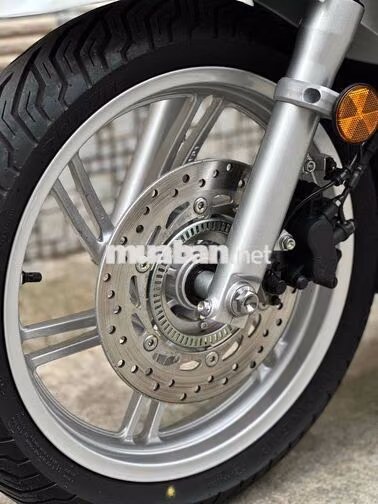 sh300i nhập ý 2017